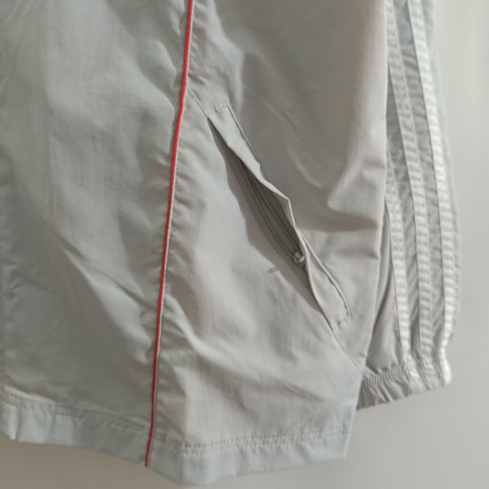 25-26 Bayern Grey Windbreaker #刺绣