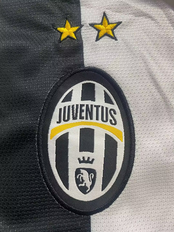 2012-2013 JUV Home Retro Soccer Jersey