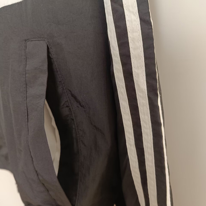 24-25 Newcastle Green Black Windbreaker