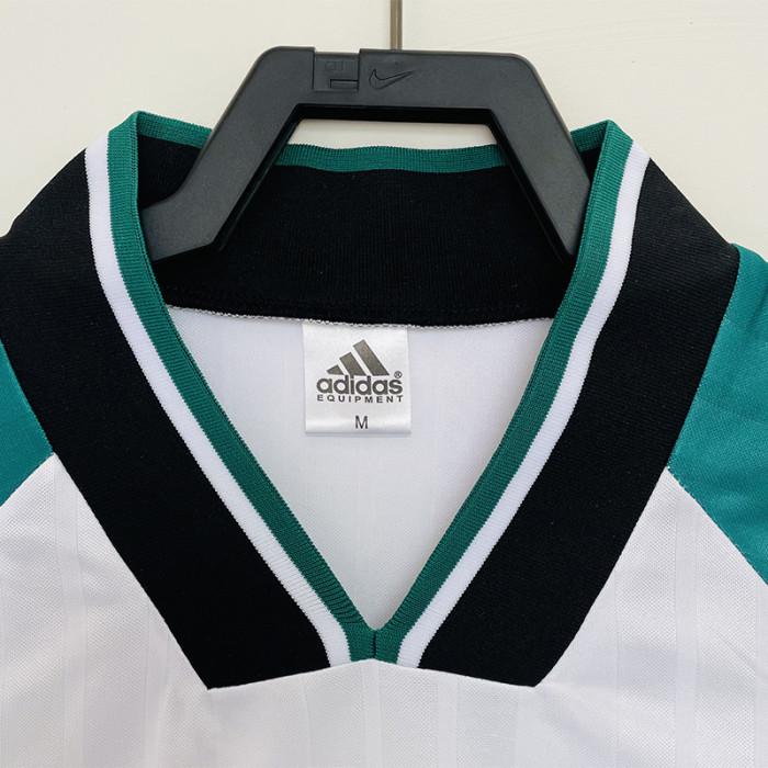 1993-1995 LIV Away Long Sleeve Retro Soccer Jersey (长袖)
