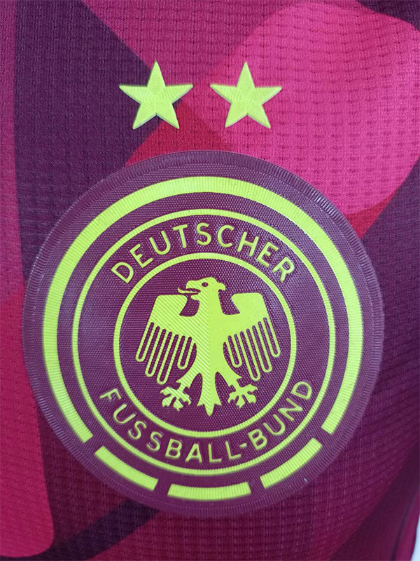 25-26 Germany  W Away Player Version Soccer Jersey *2星
