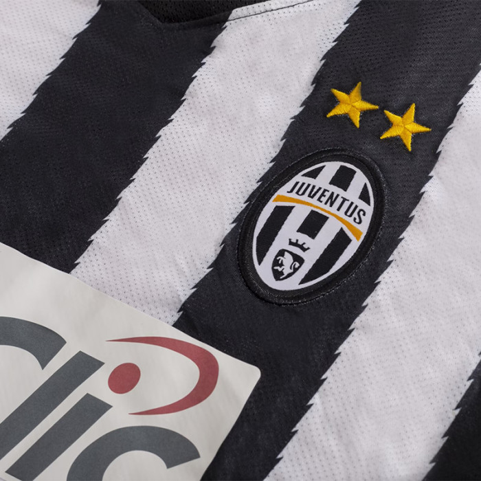2010-2011 JUV Home Retro Soccer Jersey