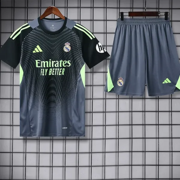 25-26 RMA Grey Black GoalKeeper (Suit) Soccer Jersey