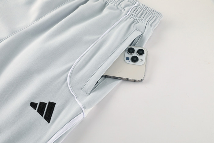 2025-26 RMA White Hoodie Tracksuit (卫衣套装）