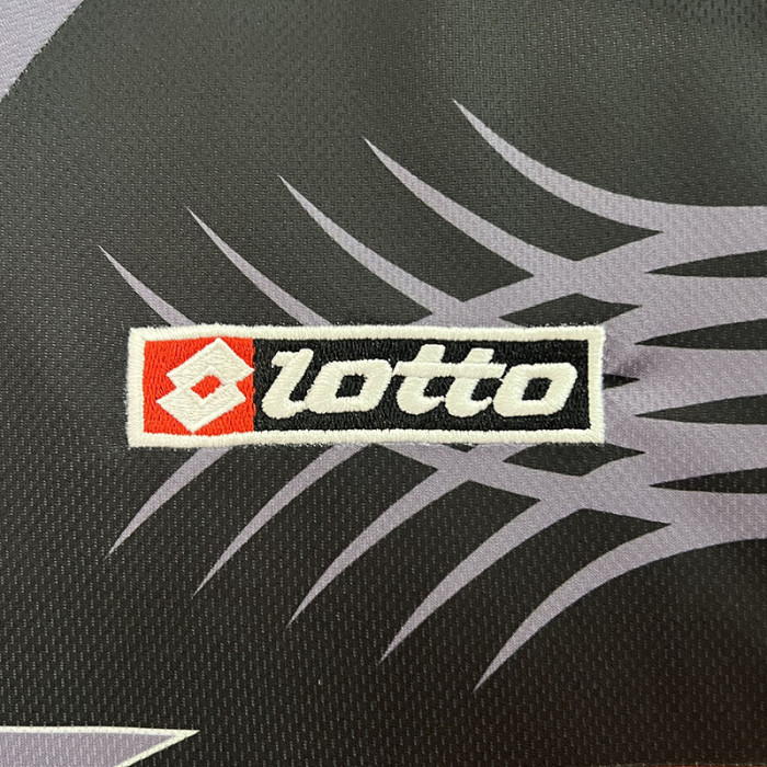 2001-2002 JUV Black GoalKeeper Retro Soccer Jersey
