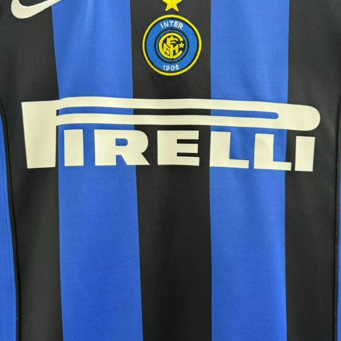 2004-2005 INT Home Retro Soccer Jersey