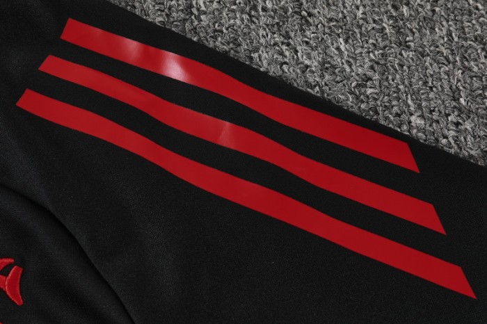 25-26 Internacional Black Half Pull Tracksuit (半拉链)