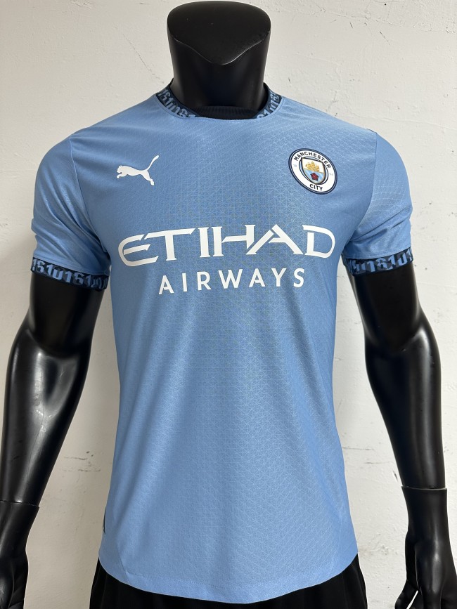 Player version 2425 Manchester City home