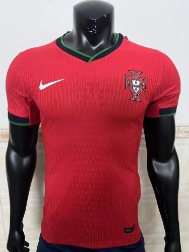Player version 24/25 Portugal home