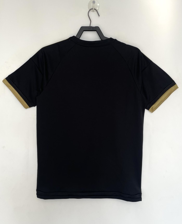 2015-16 Juventus second team jersey