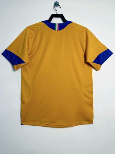 2005-06 Juventus second team jersey