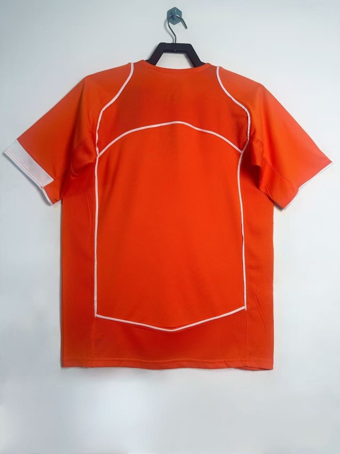 2004 Dutch home jersey
