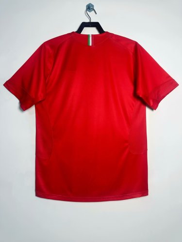 2005-06 Juventus away jersey