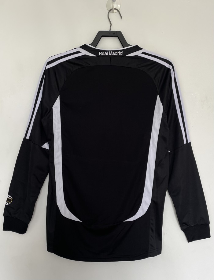 2006-07 Real Madrid two player black long sleeved jersey