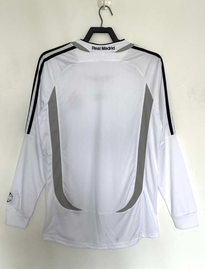2006-07 Real Madrid home long sleeved jersey