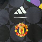 23-24 Man Utd White & Black Double Sided Windbreaker (双面风衣)