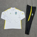  26-27 Brazil White Kids Half Pull Tracksuit (童装)(半拉链)