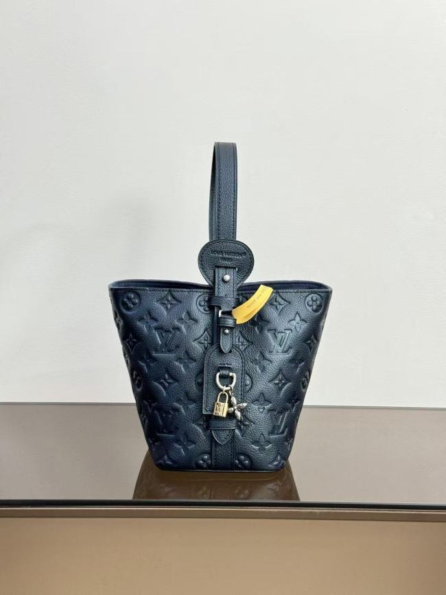 Louis Vuitton aII inbb ハンドバッグ M26430