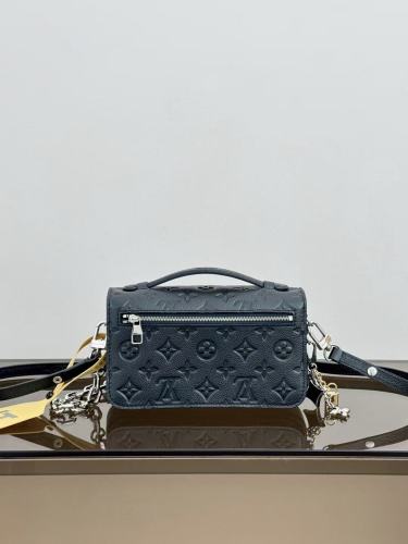 Louis Vuitton Pochette Métis East West ハンドバッグ M26456
