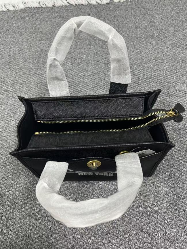 コーチ COACH  カーゴ トート26 レザー ブラック CAM66
