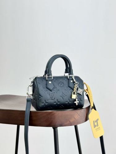 Louis Vuitton Nano Speedy ハンドバッグ M26510