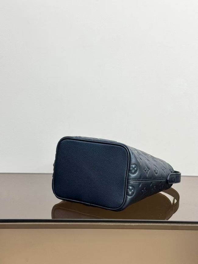 Louis Vuitton aII inbb ハンドバッグ M26430