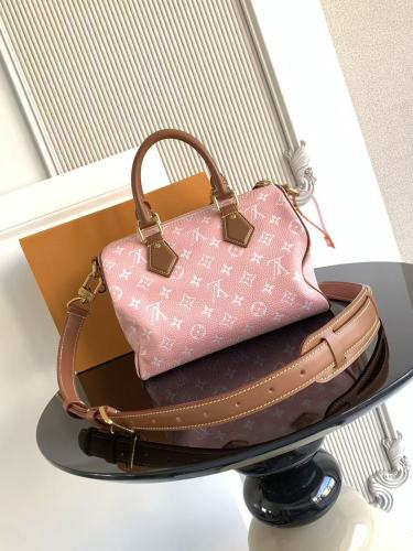 Louis Vuitton M15279 ピンク  バッグ
