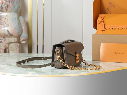 Louis Vuitton M25910 / M46595ポシェット・メティス・イーストウェスト ハンドバッグ