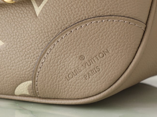 Louis Vuitton M13224 グレー シルクスクリーン