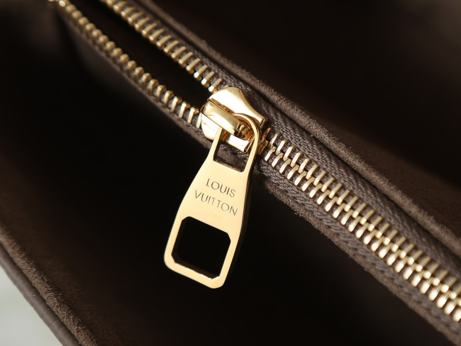 Louis Vuitton M25910 / M46595ポシェット・メティス・イーストウェスト ハンドバッグ