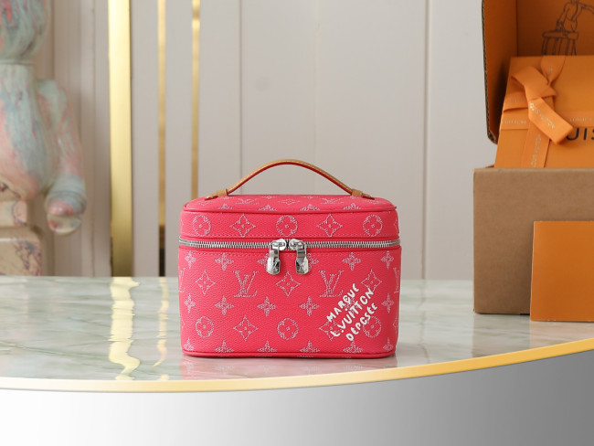 Louis Vuitton M26889 ピンク M44495