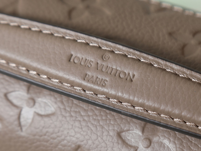 Louis Vuitton M25910 / M46595ポシェット・メティス・イーストウェスト ハンドバッグ