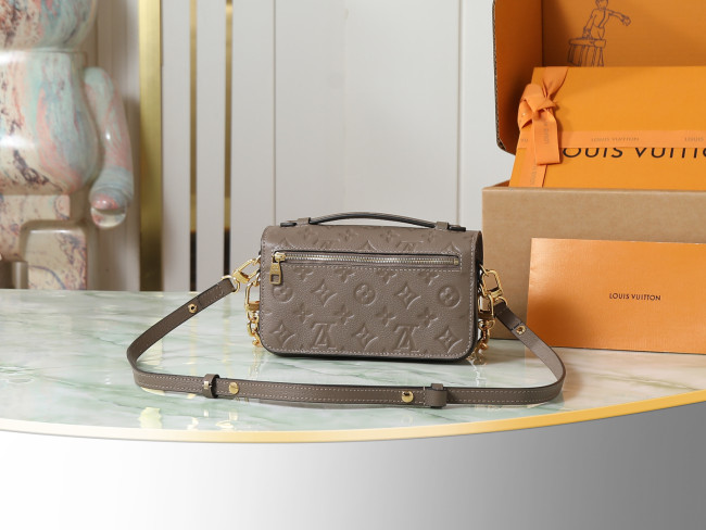 Louis Vuitton M25910 / M46595ポシェット・メティス・イーストウェスト ハンドバッグ
