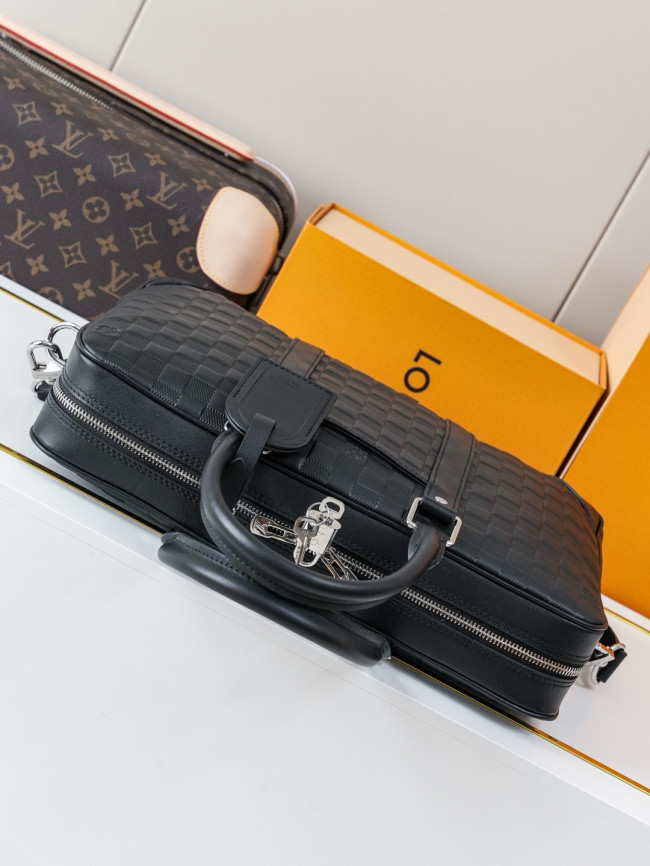 Louis Vuitton N40444 ブラック エンボスダミエ ォヤージュ スモール ブリーフケース
