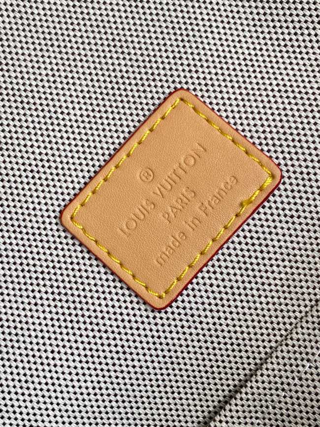 Louis Vuitton M26942／M12780 グリーン／M14184 ディスカバリー スモール バックパック