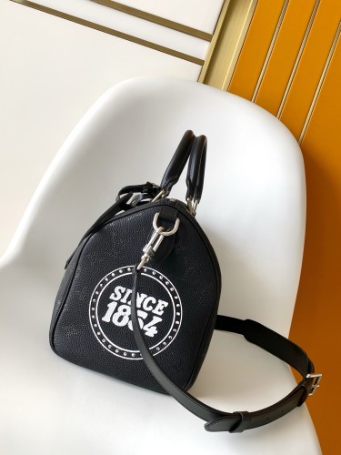 Louis Vuitton ピーディ P9 バンドゥリエール ハンドバッグ