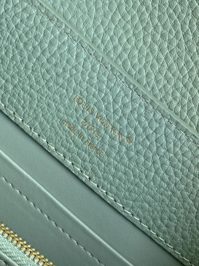 Louis Vuitton M15157 グリーン  ダイナミック 163 カプシーヌ コレクション  バッグ