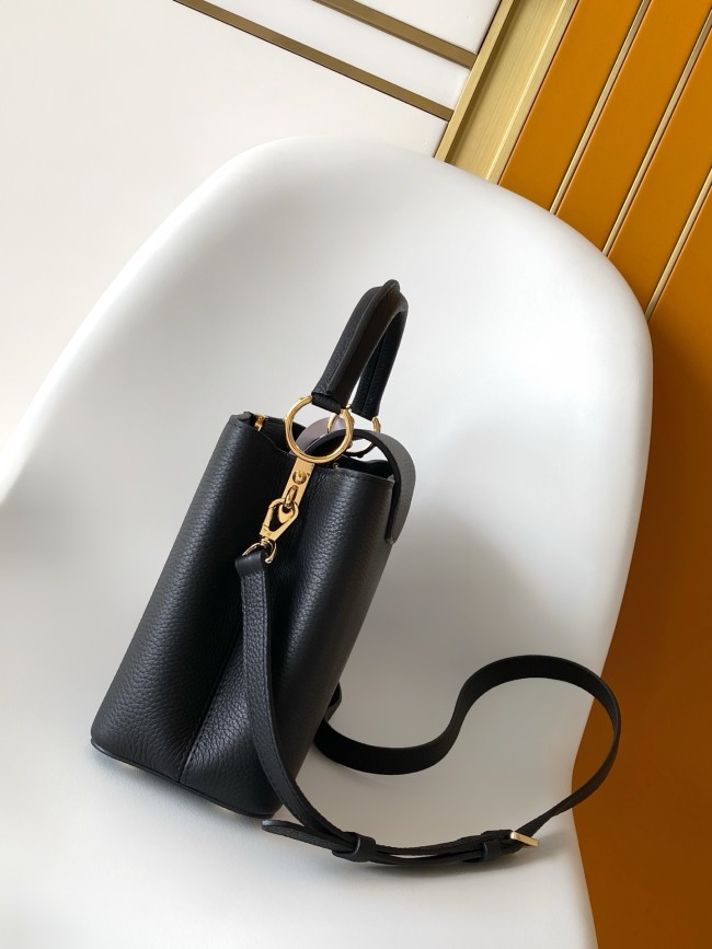 Louis Vuitton M24727 ブラック カプシーヌ ミディアム ハンドバッグ