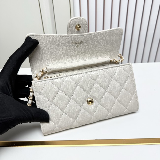 CHANEL シャネル チェーンショルダー／クロスボディ ミニバッグ サイズ：18 × 10.5 × 3.5 cm 品番：A50076