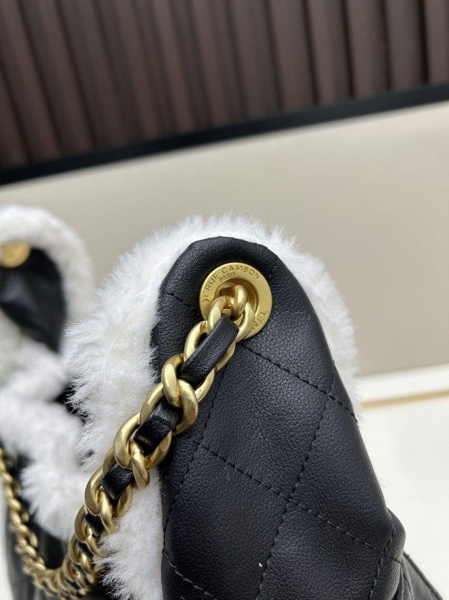 CHANEL 25バッグ（スモールサイズ） 1A007  26×30cm