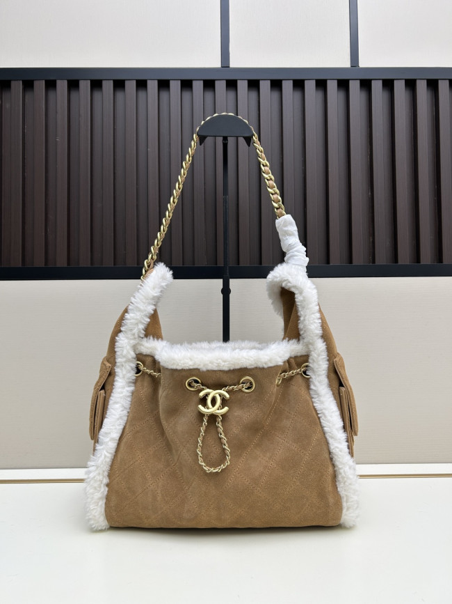 CHANEL 25バッグ(スモールサイズ) 1A007 26×30cm