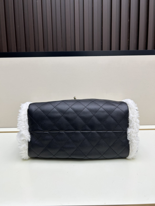 CHANEL 25バッグ（スモールサイズ） 1A007  26×30cm