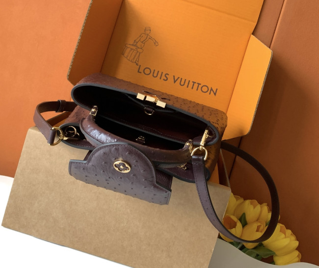 Louis Vuitton M24714 ブラウンパープルオーストリッチ柄 金具バックル 27x18x9CM