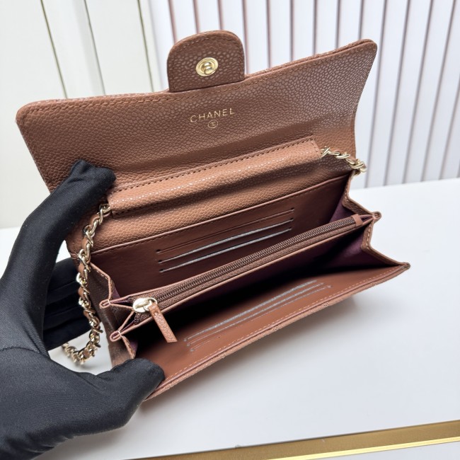 CHANEL シャネル チェーンショルダー／クロスボディ ミニバッグ サイズ：18 × 10.5 × 3.5 cm 品番：A50076
