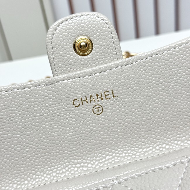 CHANEL シャネル チェーンショルダー／クロスボディ ミニバッグ サイズ：18 × 10.5 × 3.5 cm 品番：A50076