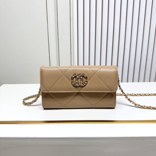 CHANEL シャネル チェーンショルダー/クロスボディ ミニバッグ サイズ:18 × 10.5 × 3.5 cm 品番:50080