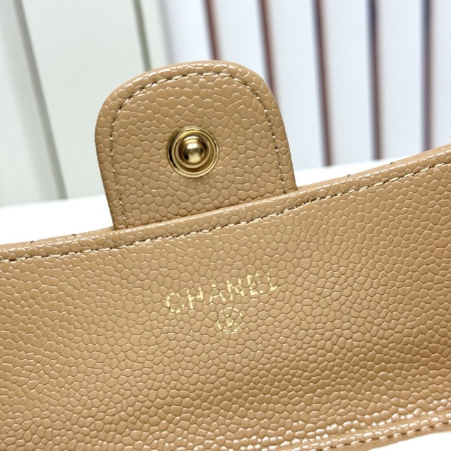 CHANEL シャネル チェーンショルダー／クロスボディ ミニバッグ サイズ：18 × 10.5 × 3.5 cm 品番：A50076
