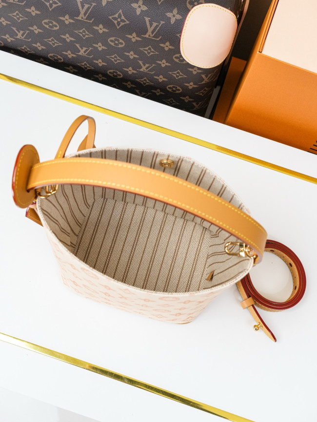Louis Vuitton M28335 パステルイエロー ルイ・ヴィトン オールイン BB ハンドバッグ