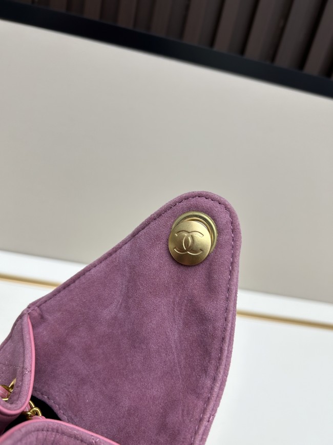 chanel シャネル 25 バッグサイズは 26 × 20 × 14 cm、品番 9668、素材はマットレザーです