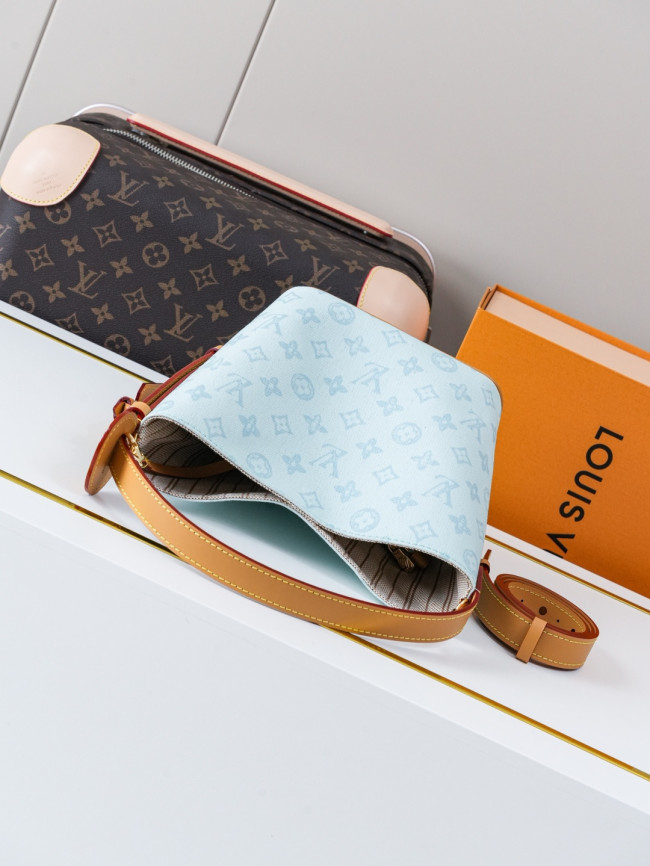 Louis Vuitton M27529 ライトブルー ルイ・ヴィトン オールイン BB ハンドバッグ